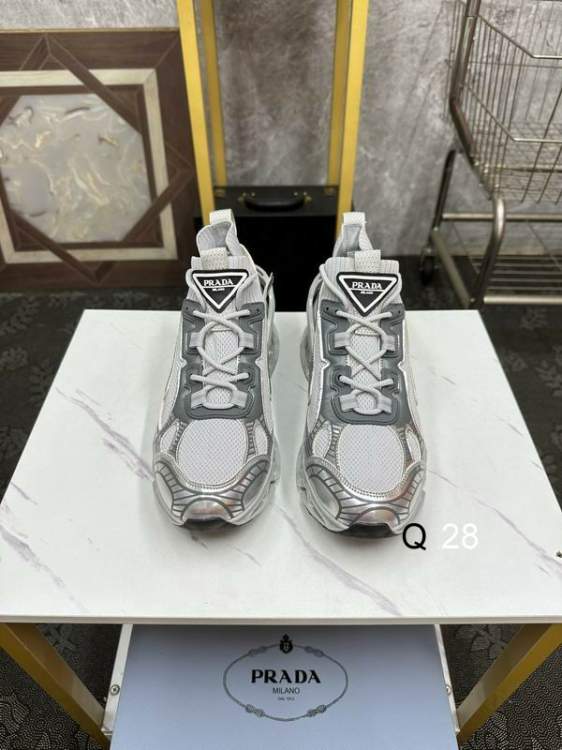 Picture of Prada Shoes _SKUPradasz38-44N090118675